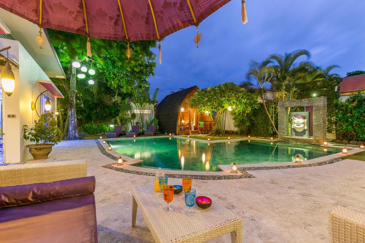 Villa Purple Legian Zewnętrze zdjęcie