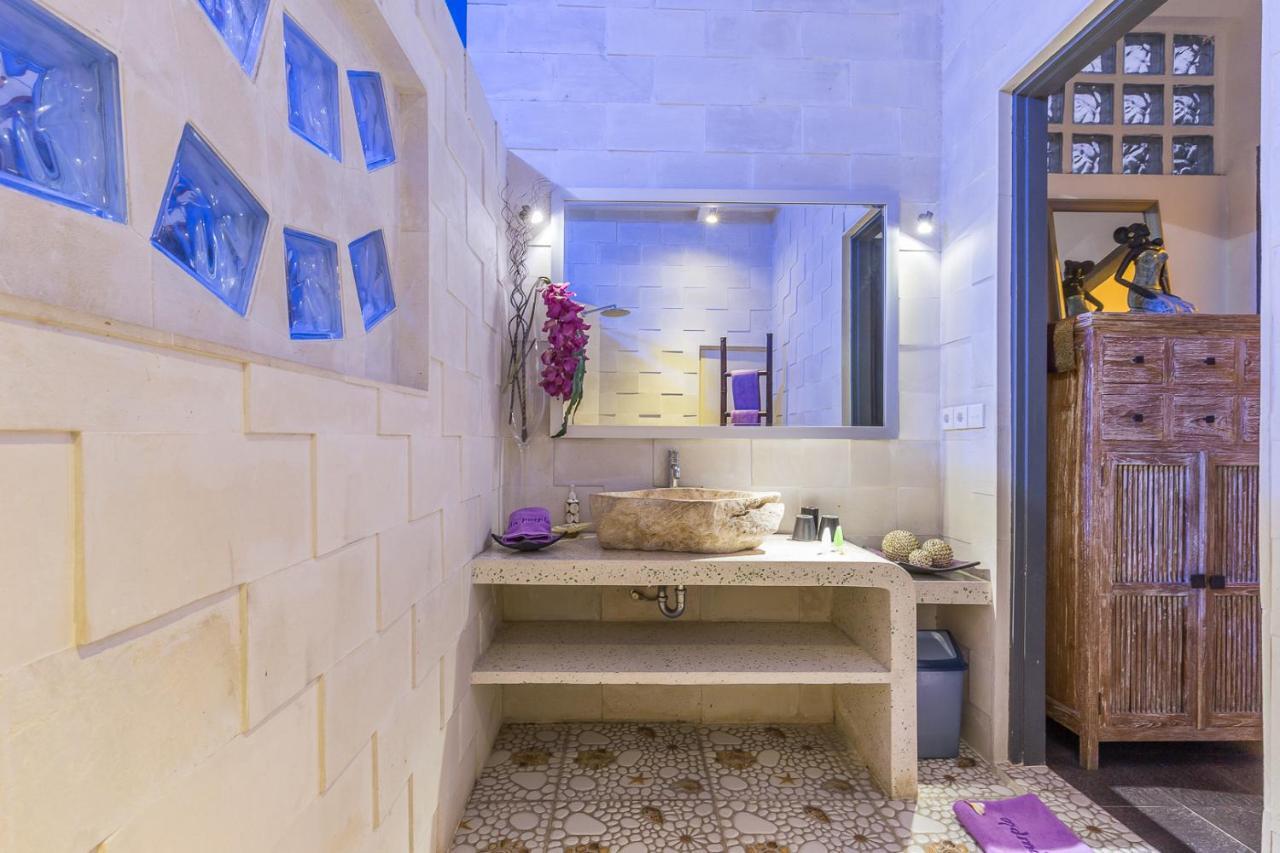 Villa Purple Legian Zewnętrze zdjęcie